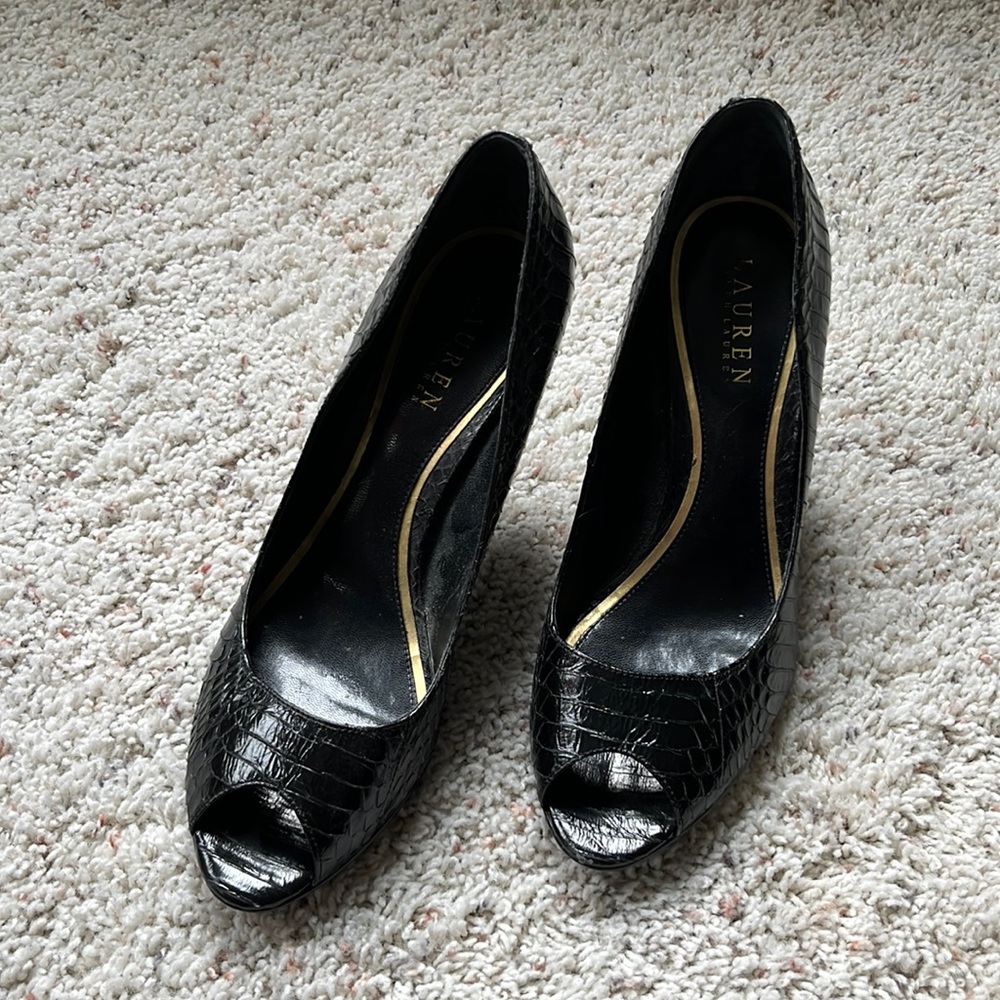 Lauren Ralph Lauren Black Alligator Open Toe High Heel Pumps, size 9